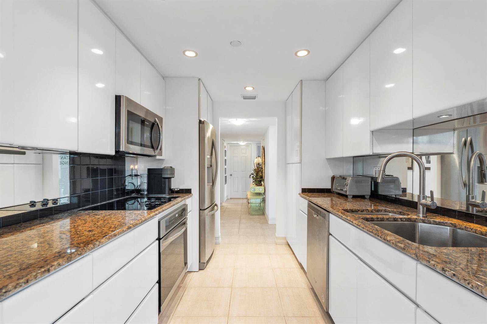 859 JefferyBoca Raton - PORTA BELLA EAST AND PORTA,Porta Bella Yacht an condo unit 401 - picture