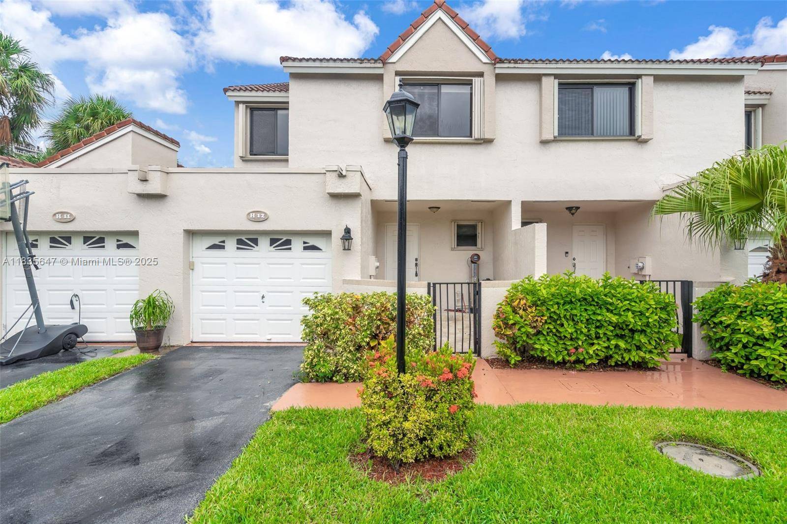 21160 Mainsail CirAventura - Townhouse Fee Simple,Townhouse condo unit H12 - picture