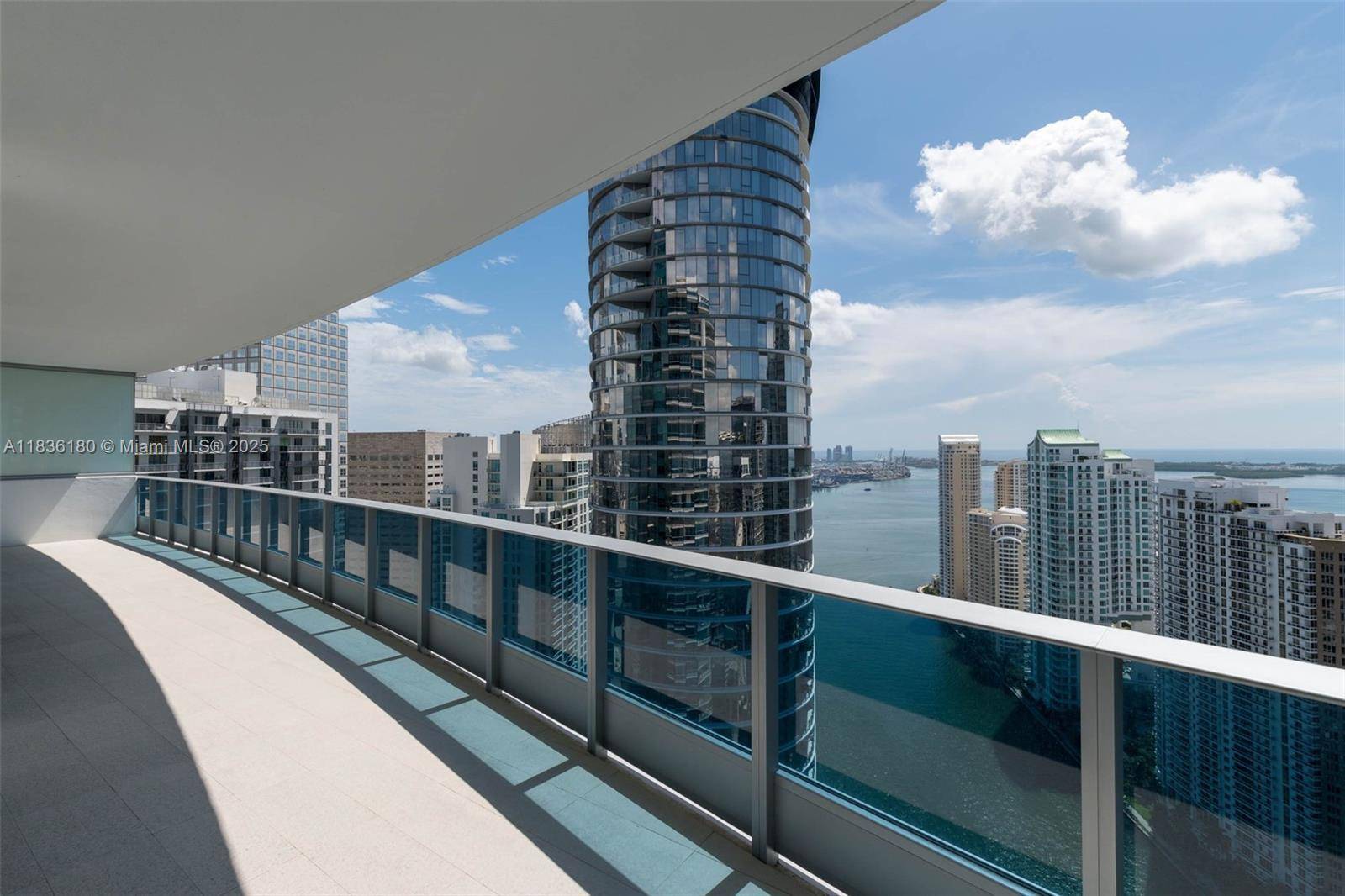 200 Biscayne Boulevard WayMiami - Condo 5+ Stories,Condo condo unit 4603 - picture