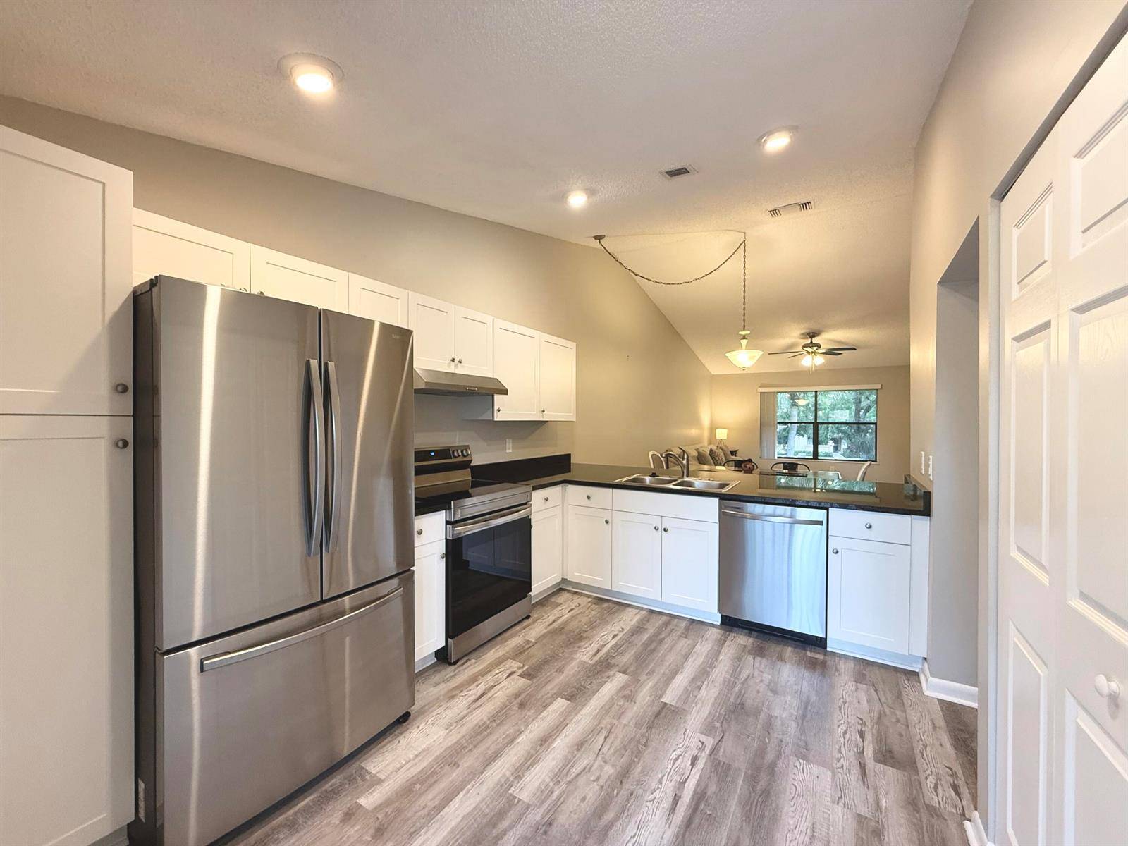 12969 PennypackerWellington - Condo condo unit 15 - picture