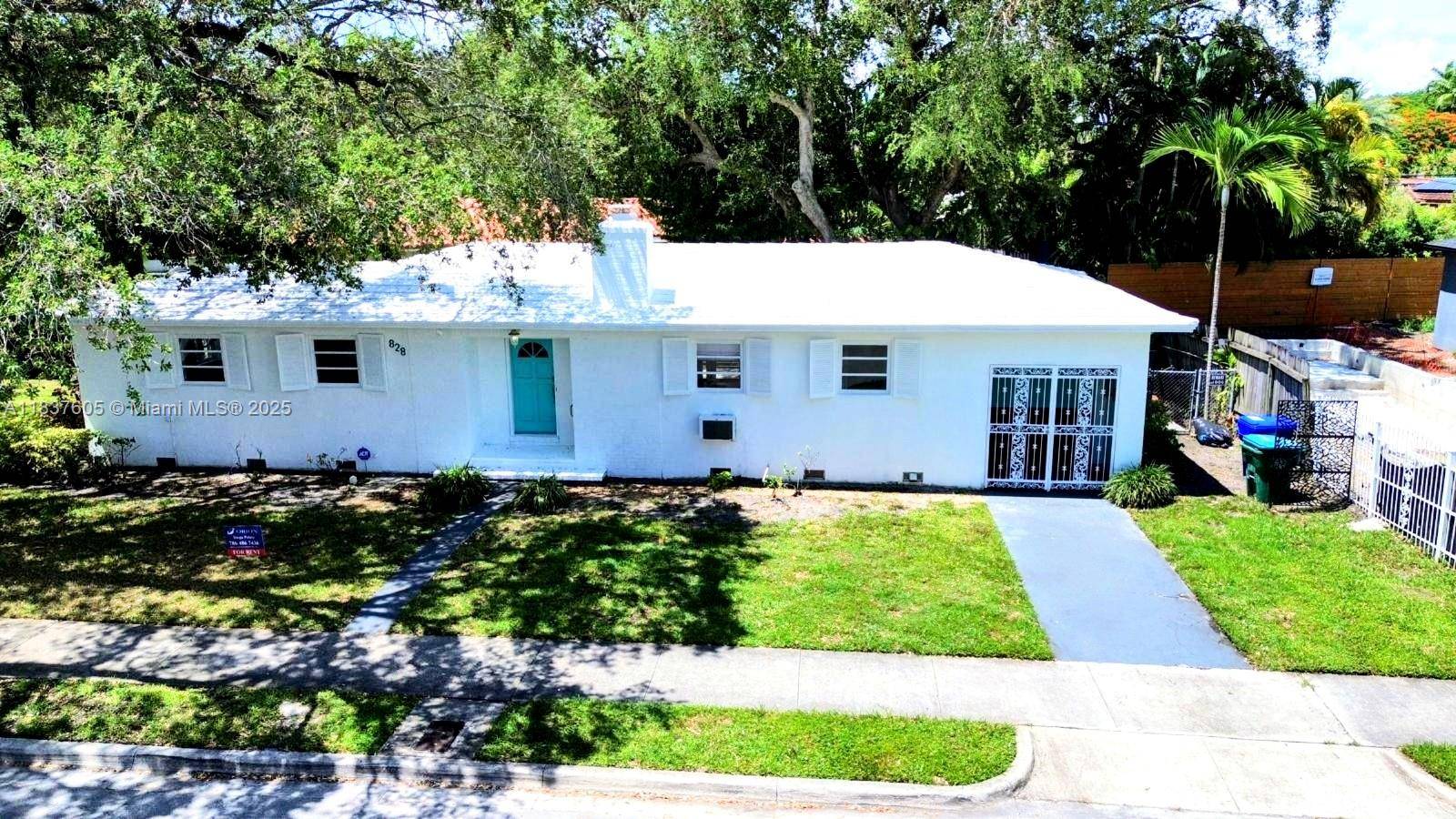 828 NE 76th StMiami - picture