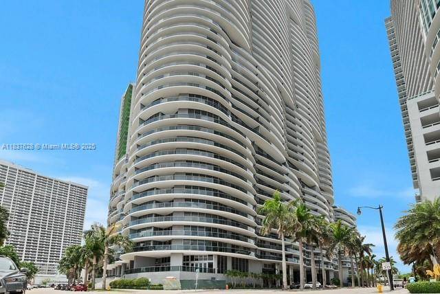 488 NE 18th St.Miami - Condo 5+ Stories,Condo condo unit 715 - picture
