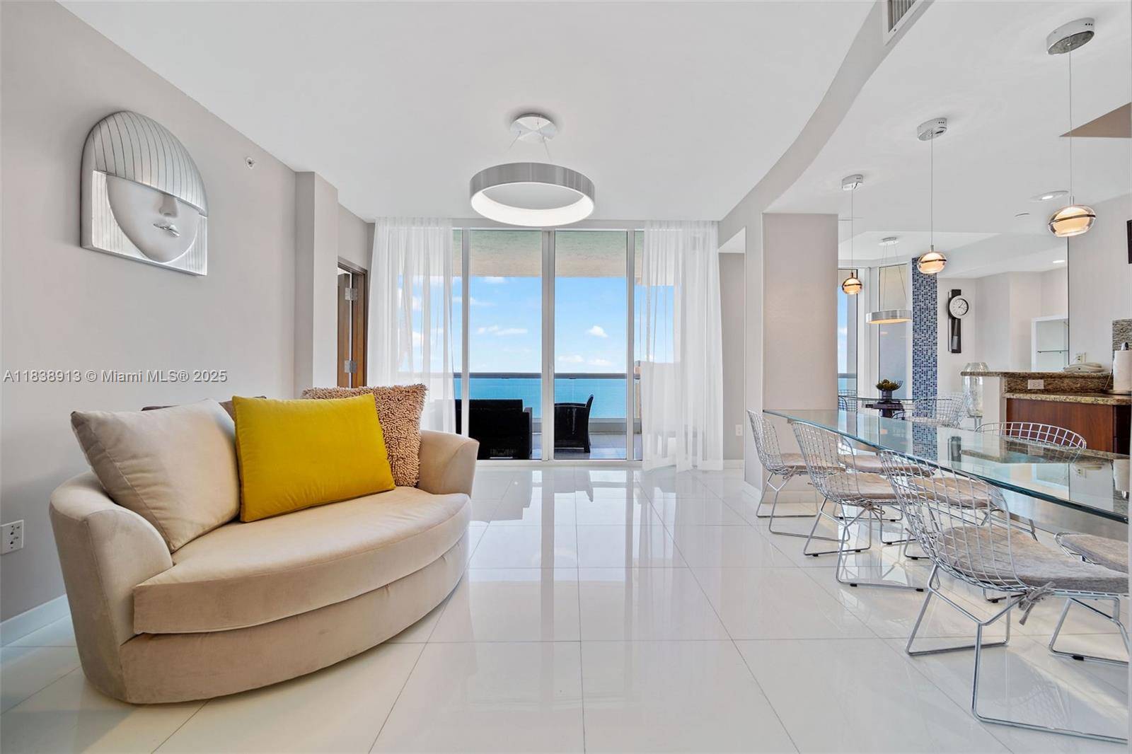 17875 Collins AveSunny Isles Beach - Condo/Co-Op/Annual,Condo condo unit 4205 (AVAILABLE NOW) - picture