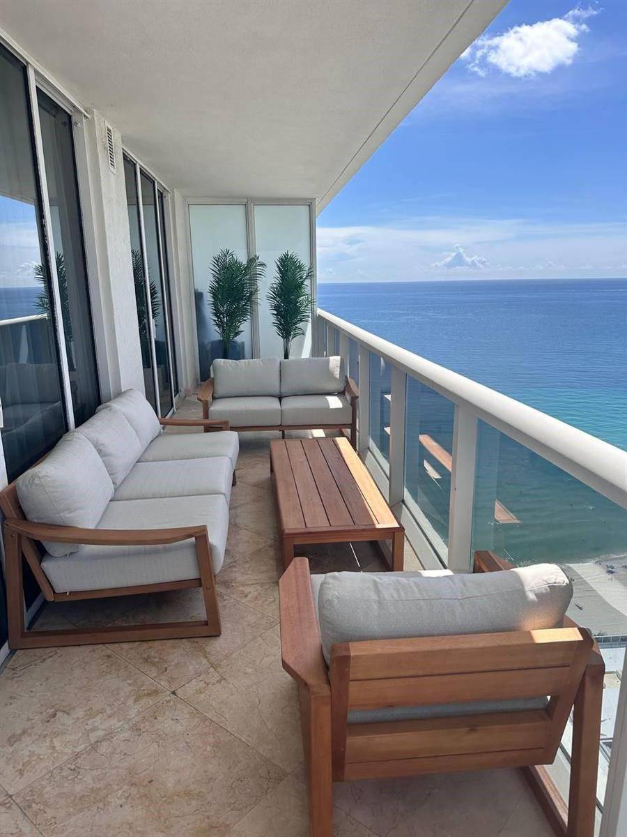 1830 S OceanHallandale Beach - BEACH CLUB TWO CONDO condo unit 2406 - picture