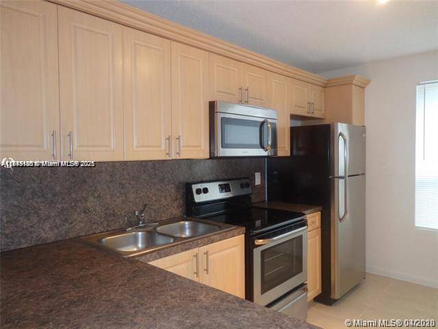 2276 SW 81st AveMiramar - Condo 1-4 Stories,Condo condo unit 2276 - picture