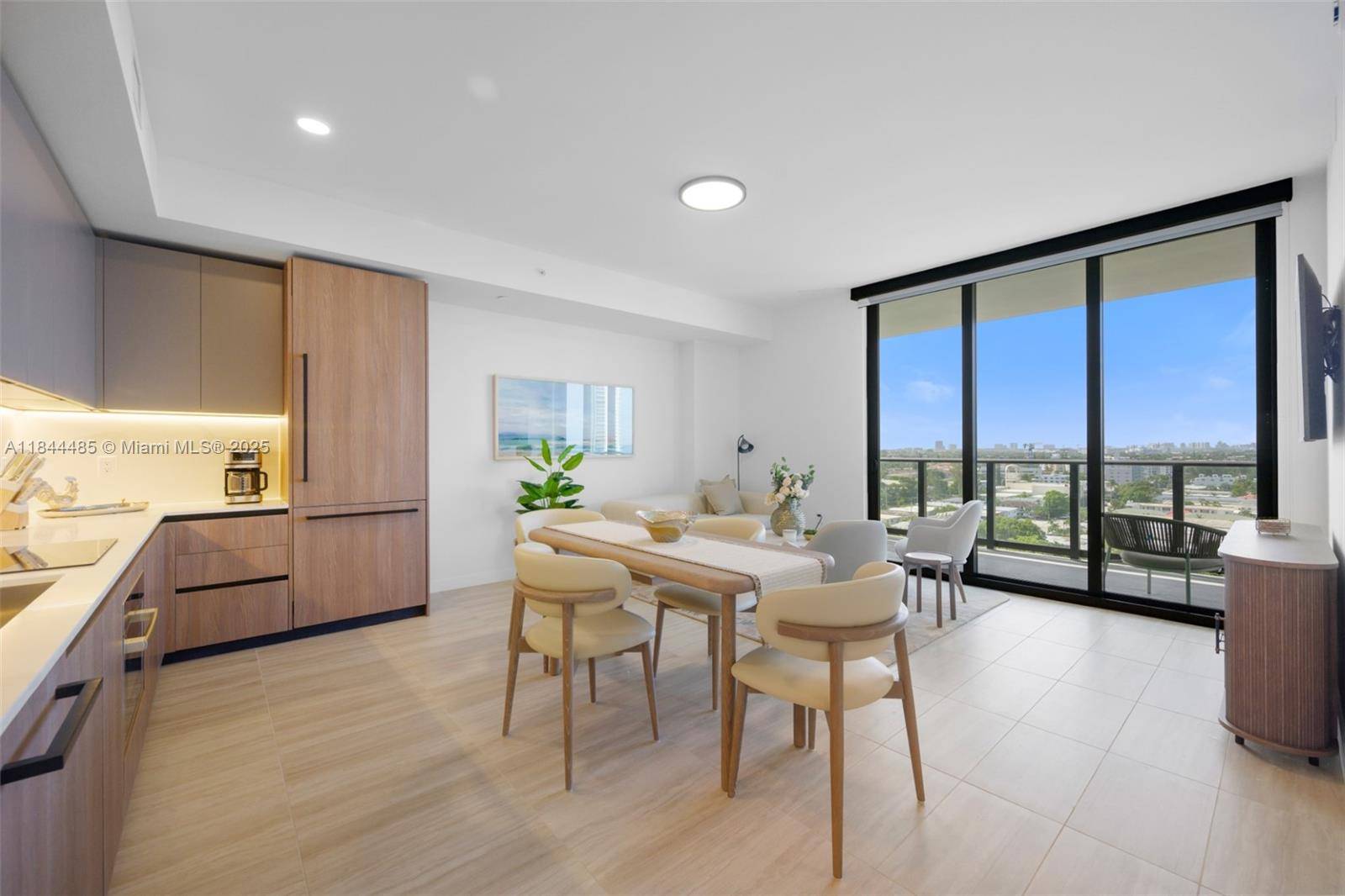 580 72nd StMiami Beach - Condo/Co-Op/Annual,Condo condo unit 1009 - picture