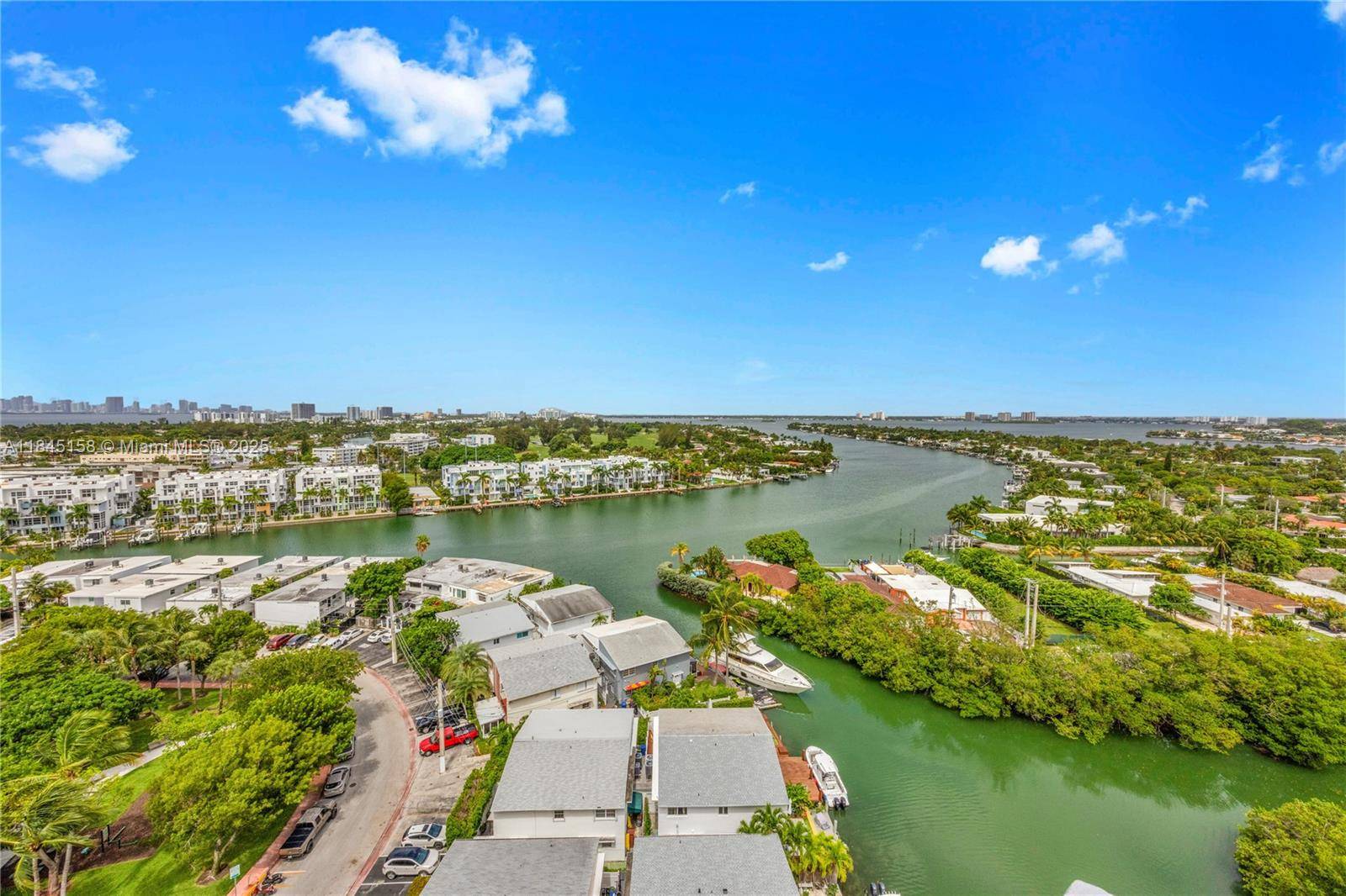 7441 Wayne AveMiami Beach - PARKVIEW POINT CONDO condo unit 15E - picture