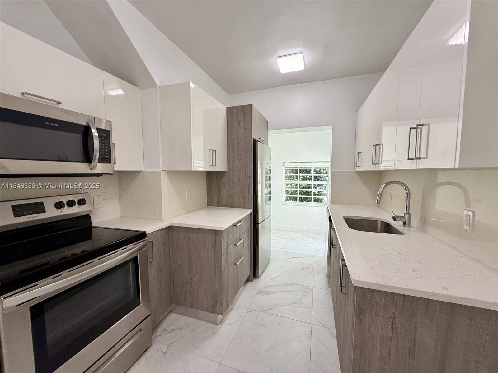 1552 Euclid AveMiami Beach - Apartments-Annual,Apartment condo unit 2 - picture