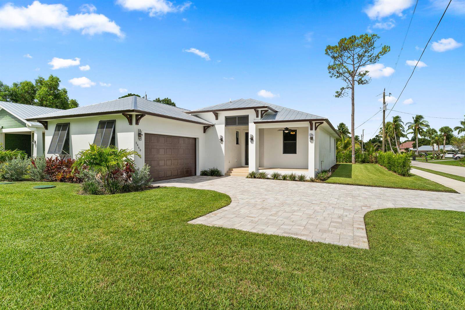 5460 SE FrontStuart - picture