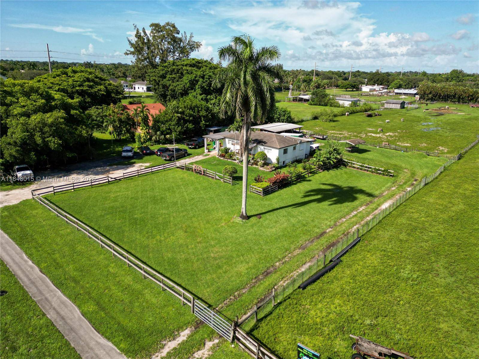 1921 SW 112th AveDavie - picture