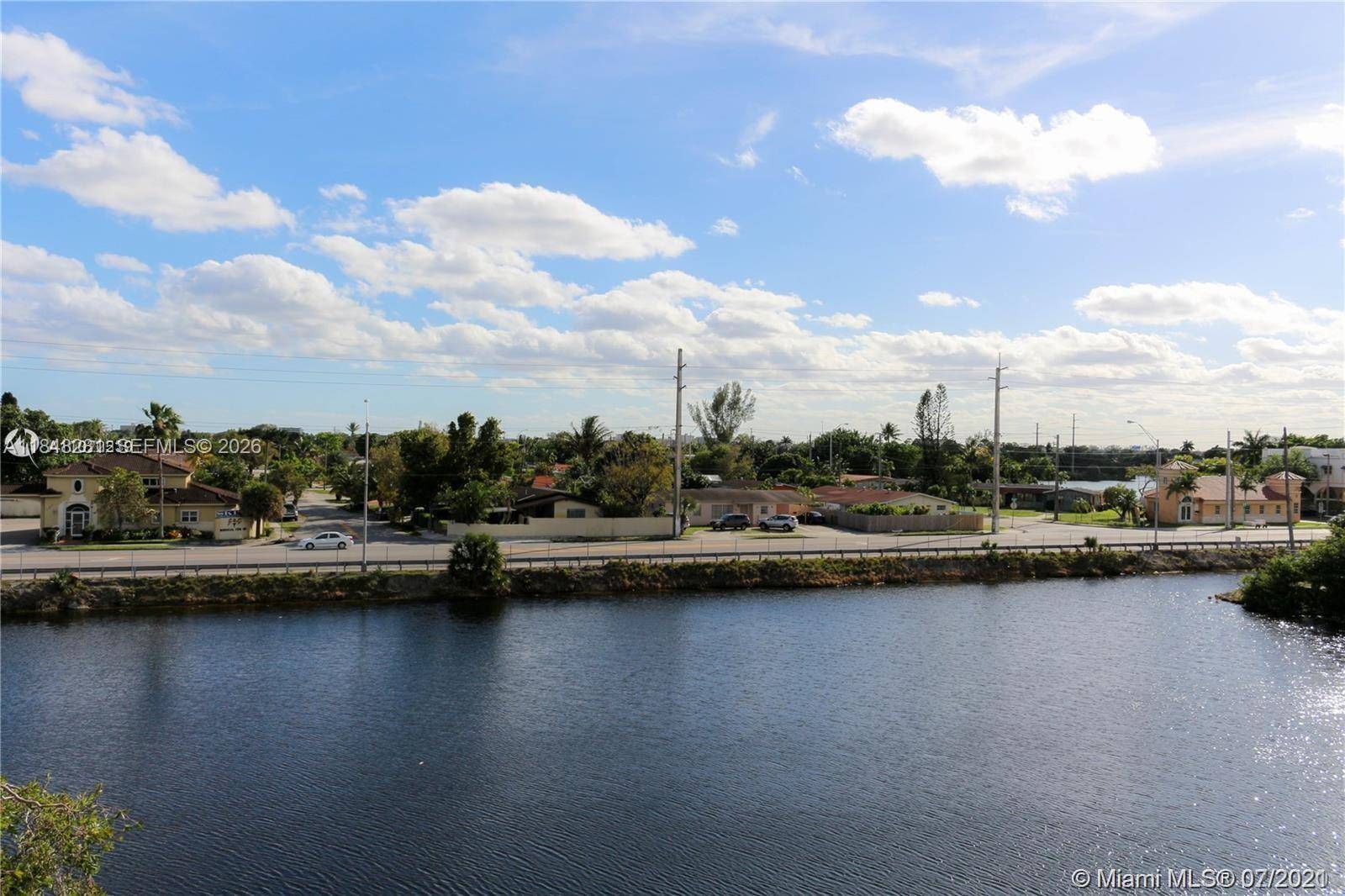 1325 W 68th StHialeah - Condo 5+ Stories,Condo condo unit 514 - picture