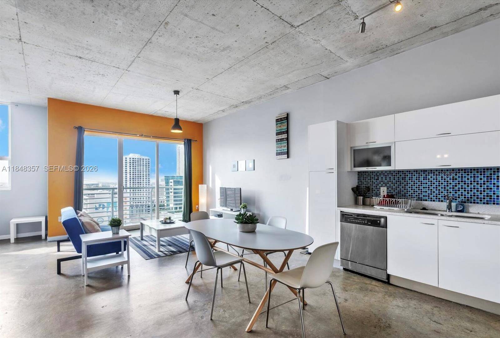 133 NE 2nd AveMiami - Condo 5+ Stories,Condo condo unit 2015 - picture