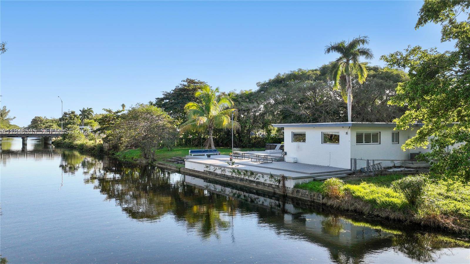 12599 NE 2nd AveNorth Miami - picture