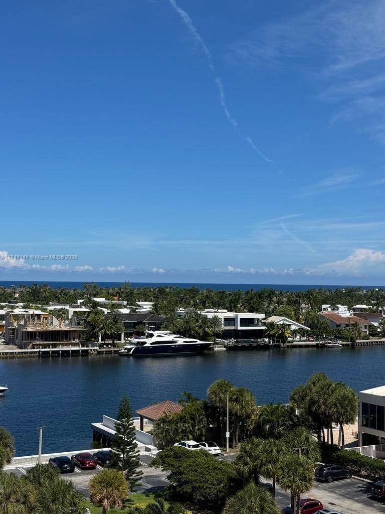 20505 E Country Club DrAventura - Condo 5+ Stories,Condo condo unit 835 - picture