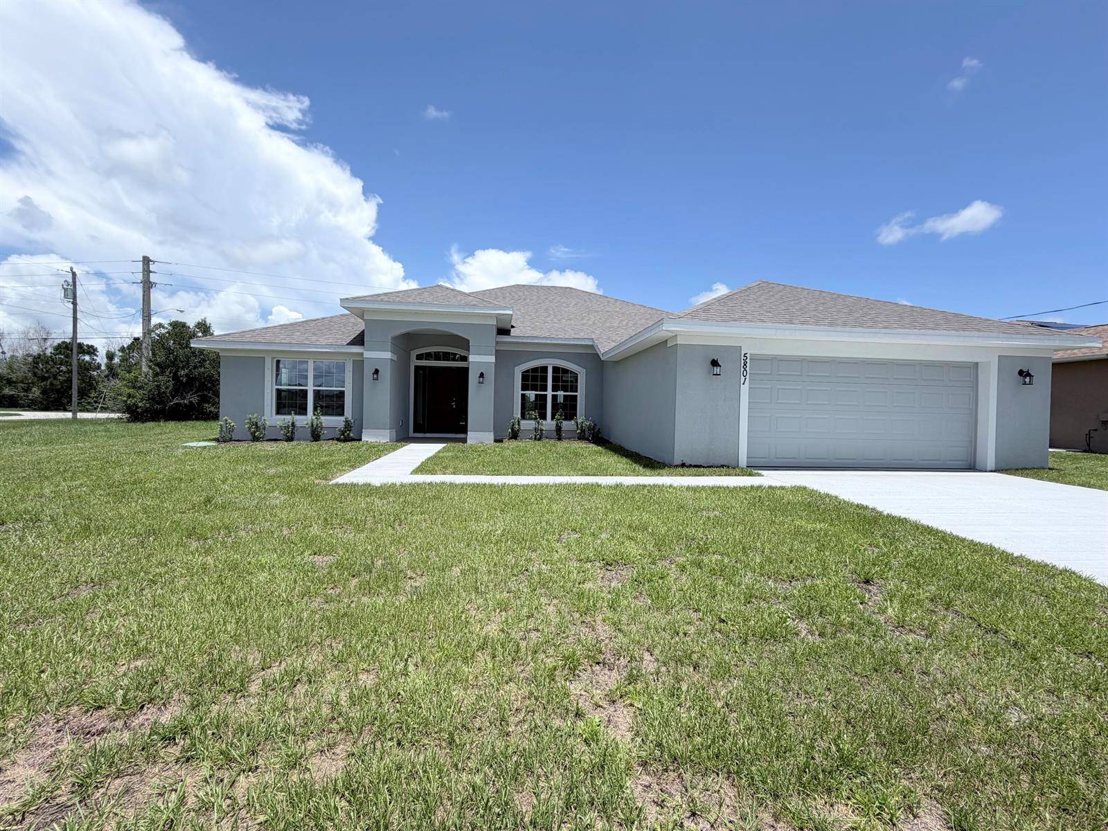 5801 NW DanaPort St. Lucie - picture