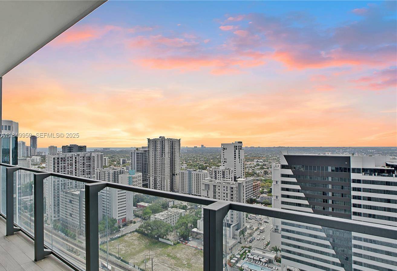 88 SW 7th StMiami - Condo 5+ Stories,Condo condo unit 2104 - picture