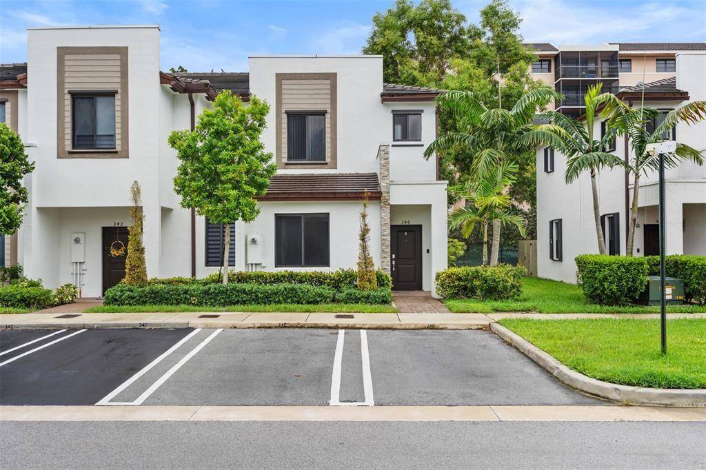 340 NE 208thMiami - Townhouse condo unit 340 - picture