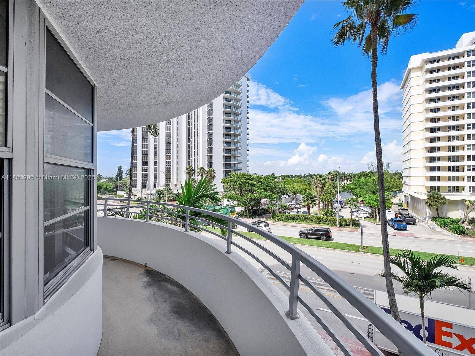 5555 Collins AveMiami Beach - Condo 5+ Stories,Condo condo unit 4S - picture