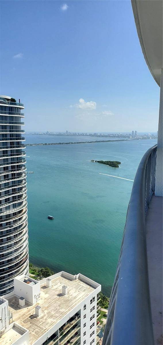 1750 N Bayshore DrMiami - Condo 5+ Stories,Condo condo unit PH-5411 - picture