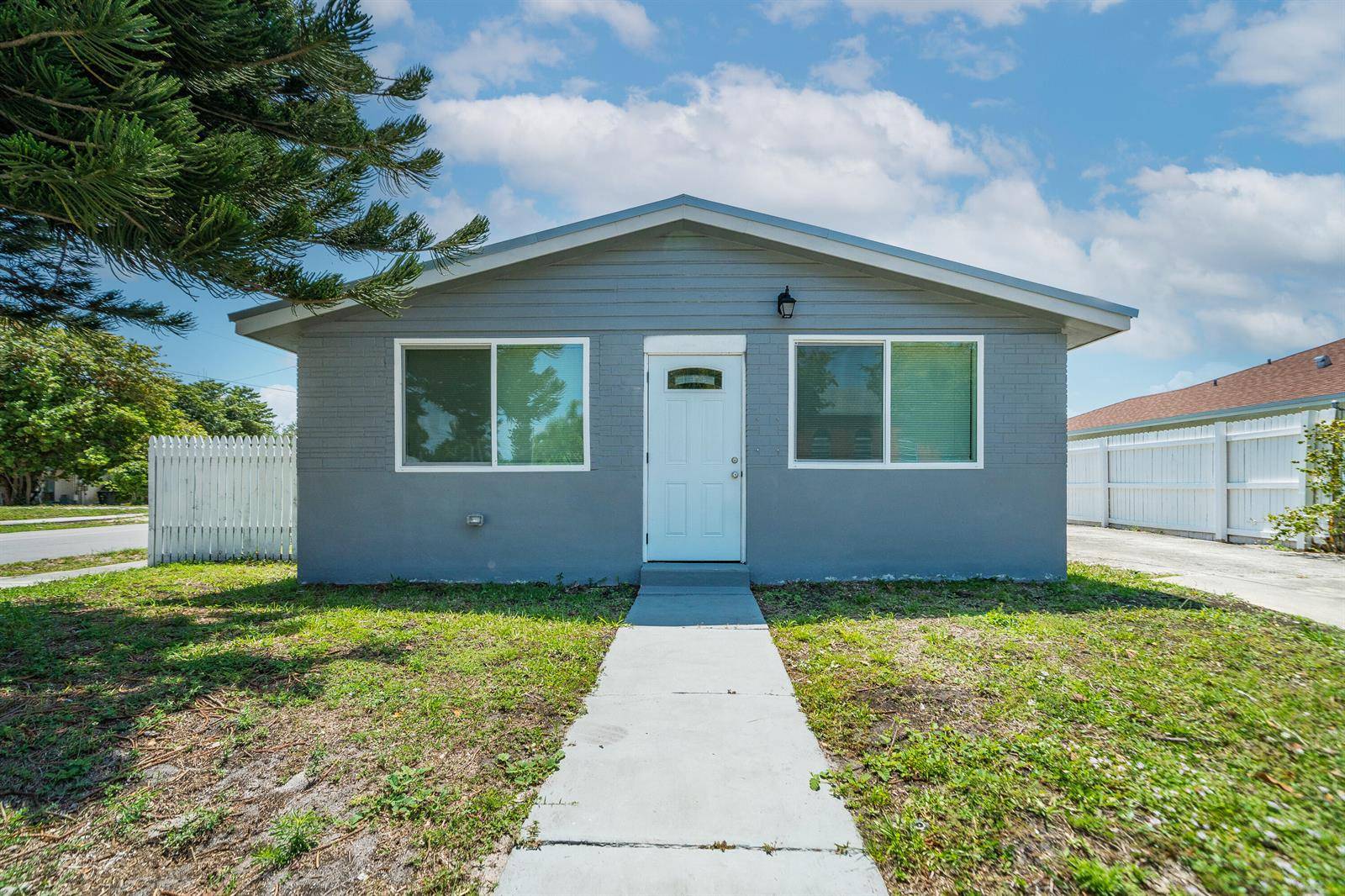 602 NW 1stDelray Beach - picture