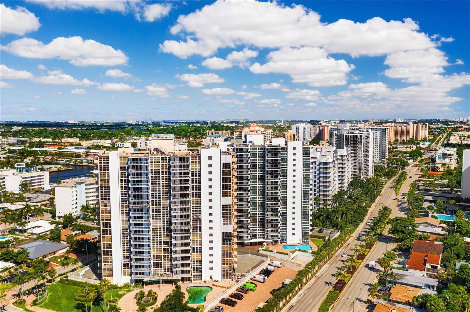 2715 N OceanFort Lauderdale - Embassy Tower II condo unit 17f - picture