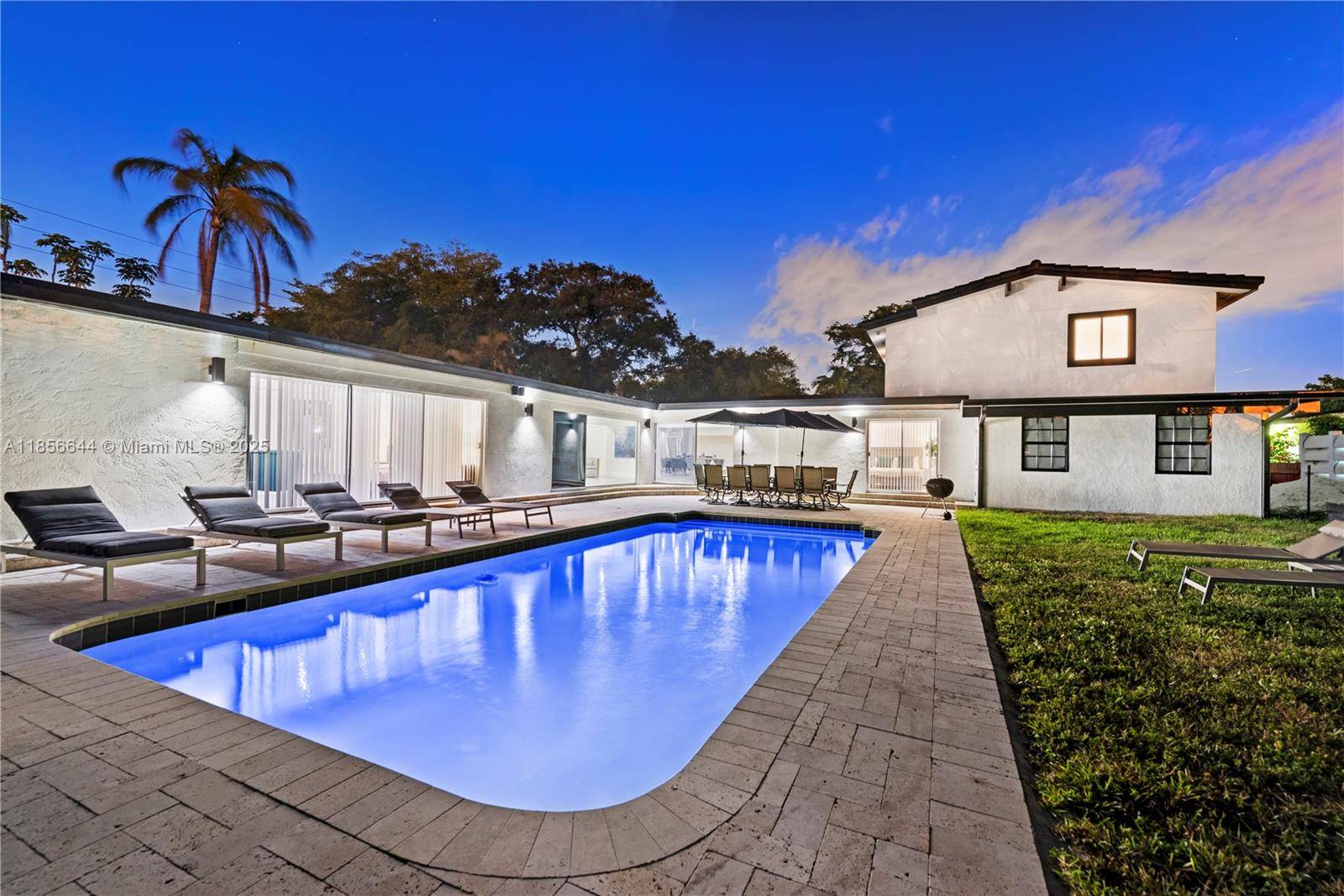 4322 Polk StHollywood - picture