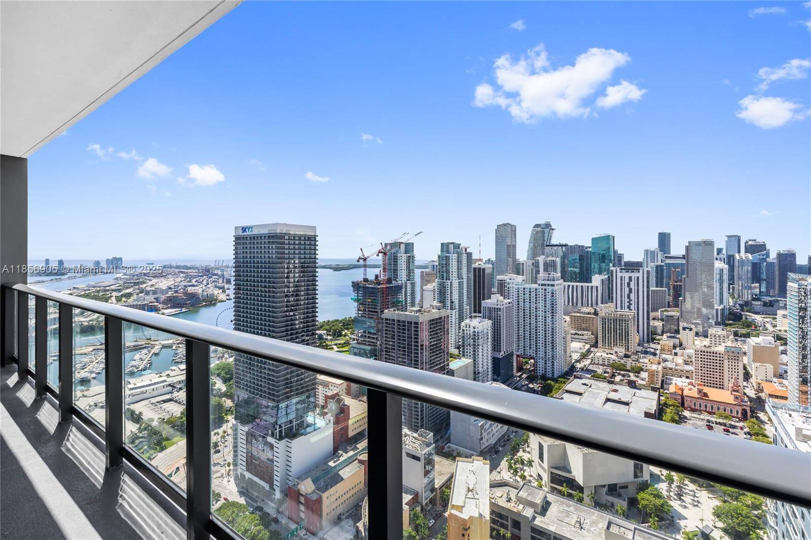 601 NE 1st AveMiami - Natiivo - Gale Residence condo unit 4607 - picture