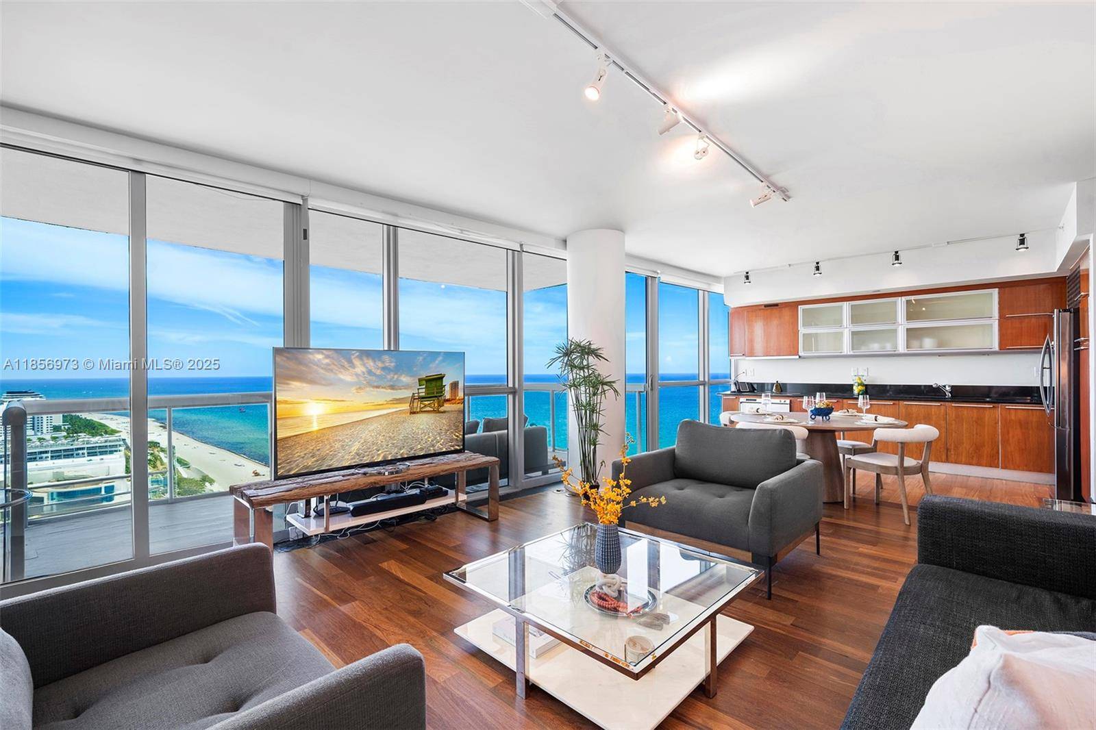 101 20th StMiami Beach - Condo/Co-Op/Seasonal,Condo condo unit 3803 - picture