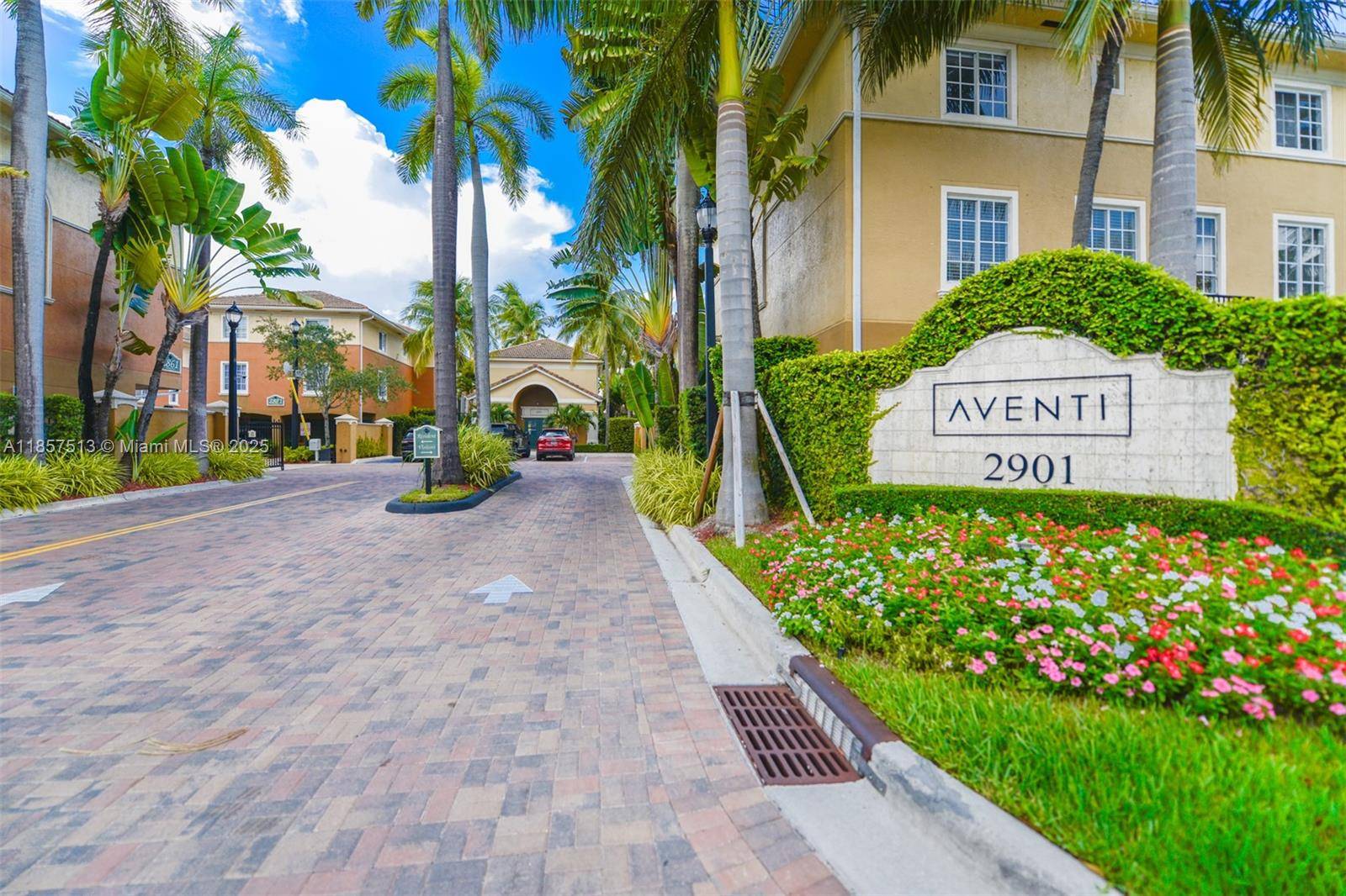 2811 NE 185th StAventura - AVENTI AT AVENTURA CONDO condo unit 801 - picture