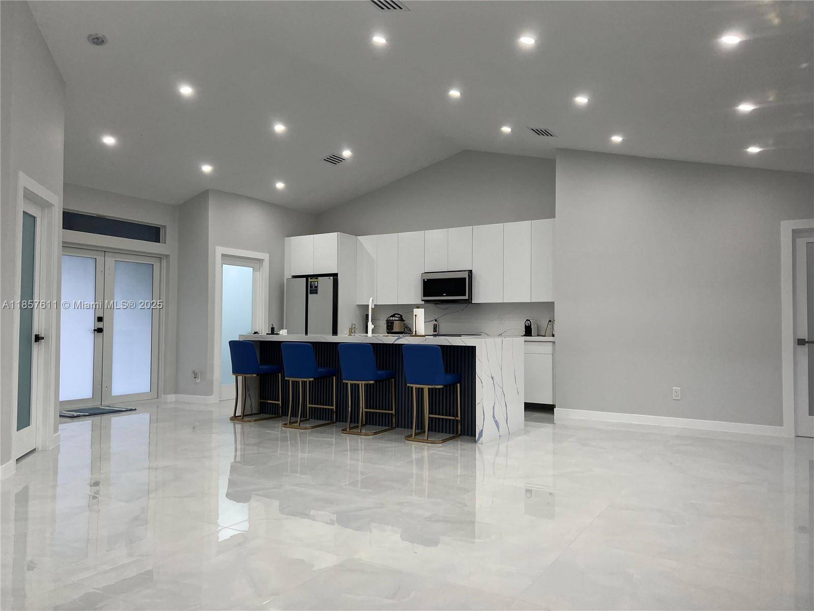 2214 NW 1 TerCape Coral - picture