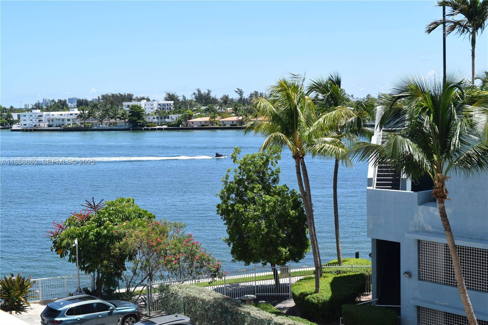 1865 79th St CswyNorth Bay Village - Condo 5+ Stories,Condo condo unit 4C - picture