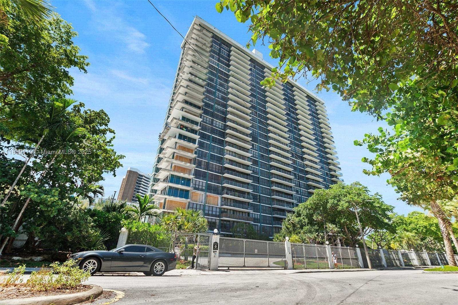 780 NE 69th StMiami - Condo/Co-Op/Annual,Condo condo unit 905 - picture