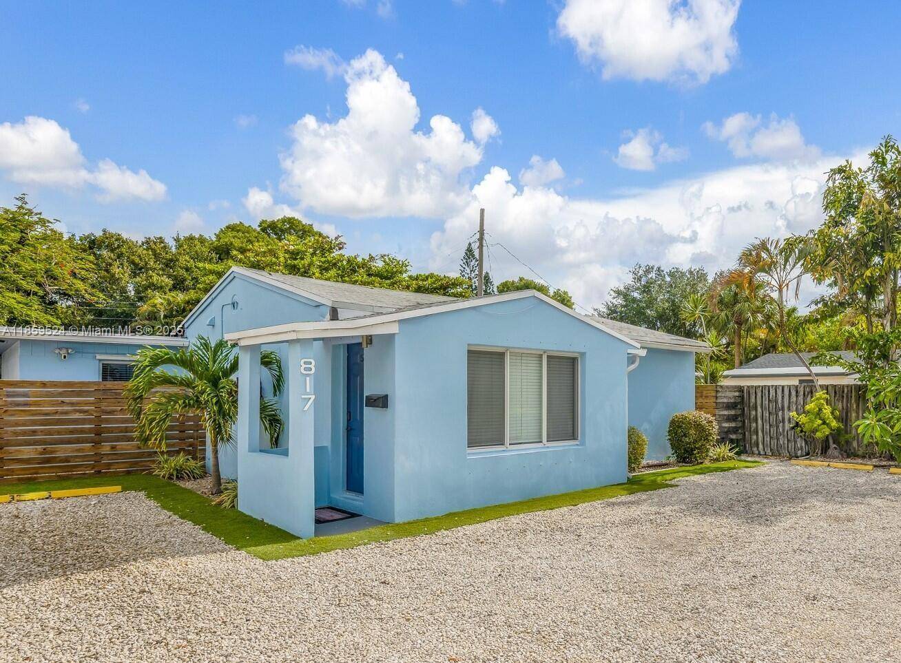 817 SW 12th StFort Lauderdale - picture