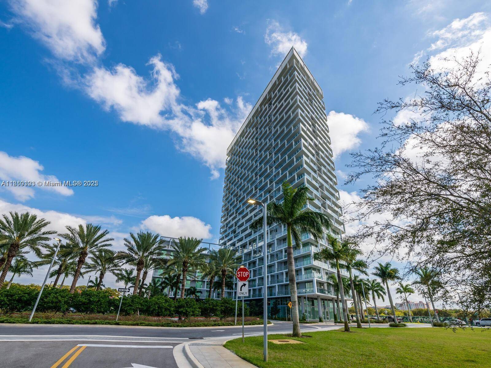 2000 Metropica WaySunrise - METROPICA NORTH TOWER ONE condo unit 2509 - picture