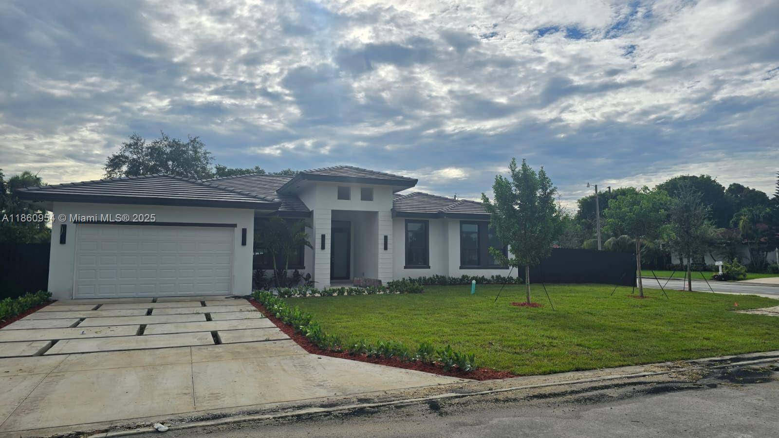 28361 SW 172nd CtMiami - picture