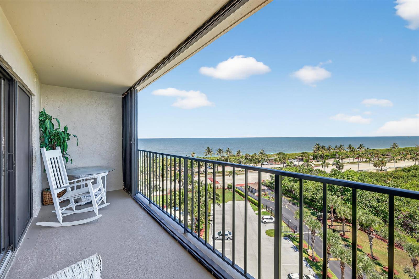 801 S OceanFort Pierce - SEA POINTE TOWERS OF FORT condo unit 910 - picture