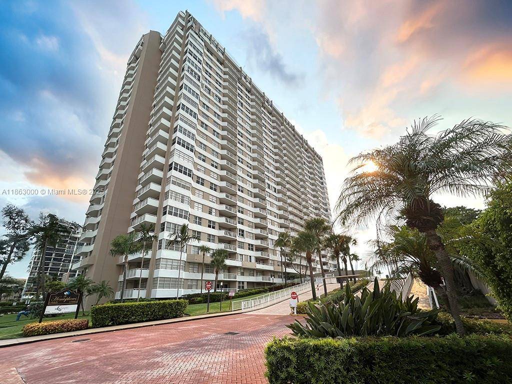 1985 S Ocean DrHallandale Beach - Condo 5+ Stories,Condo condo unit 15G - picture
