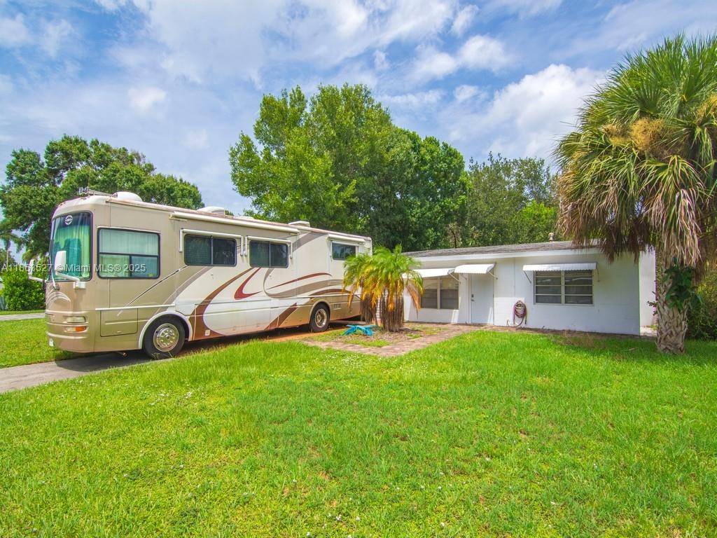 1650 5 AveVero Beach - picture
