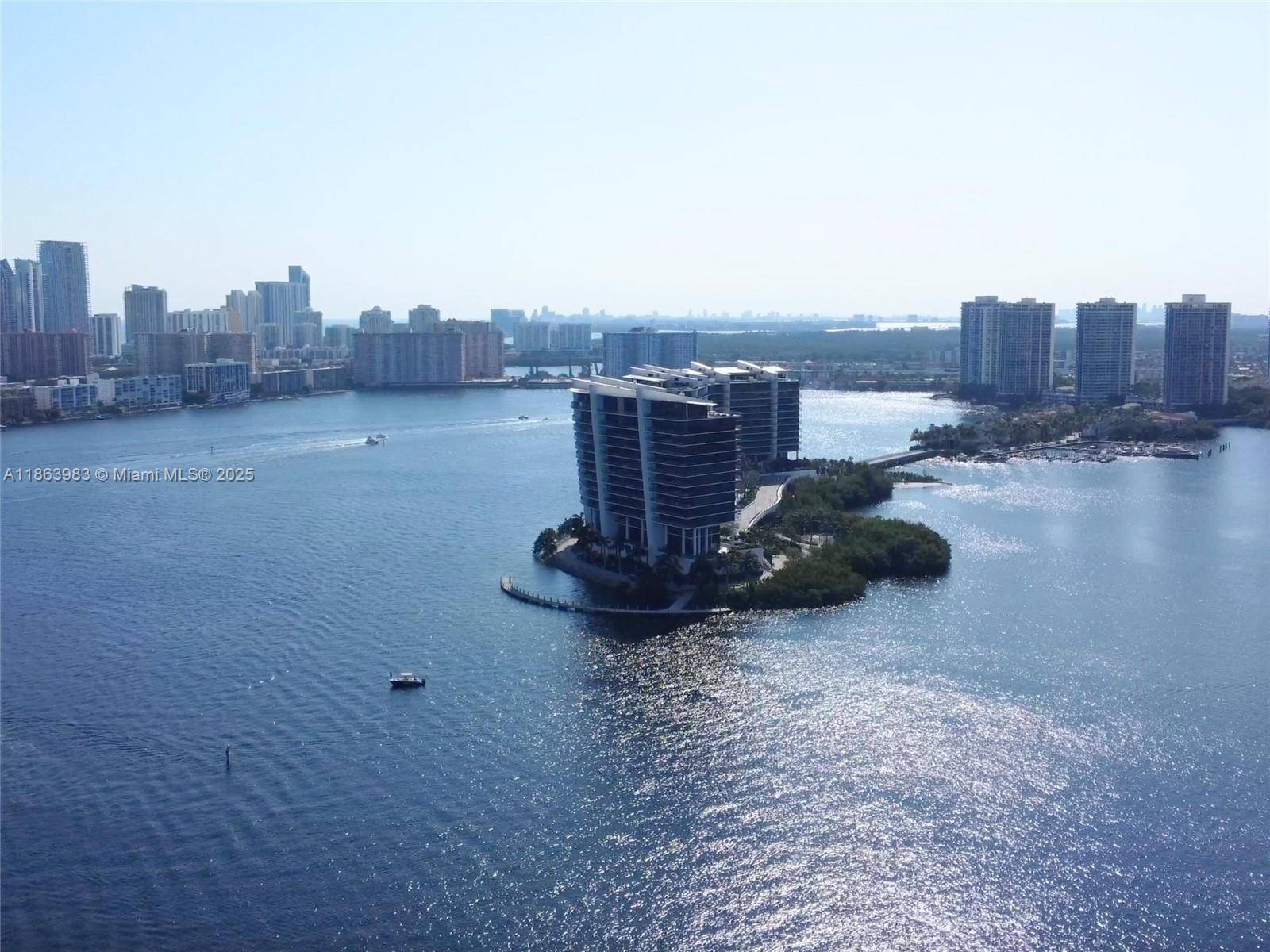 3530 Mystic Pointe DrAventura - MYSTIC POINTE TOWER 500 C condo unit 3014 - picture