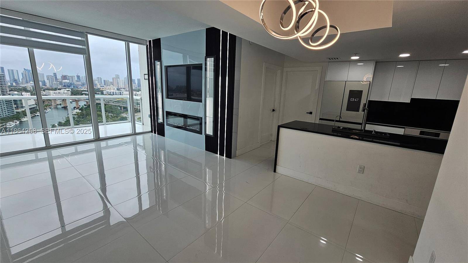 1861 NW North River DrMiami - TERRAZAS RIVERPARK VILLAG condo unit 11 - picture