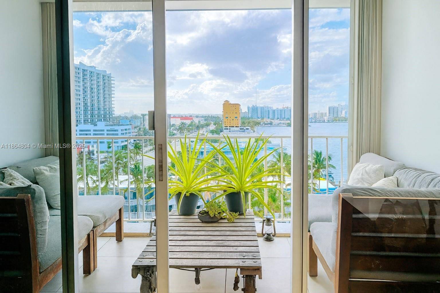 1865 79th St CswyNorth Bay Village - Condo 5+ Stories,Condo condo unit 10H - picture