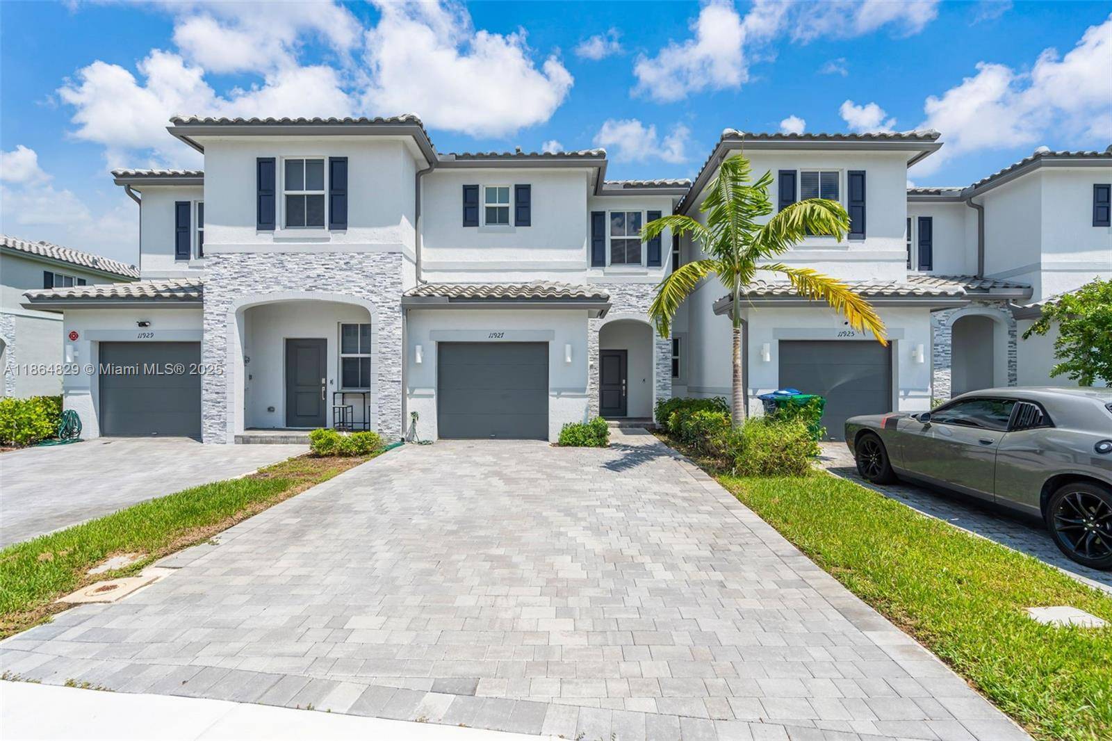 11927 NW 46th StCoral Springs - picture