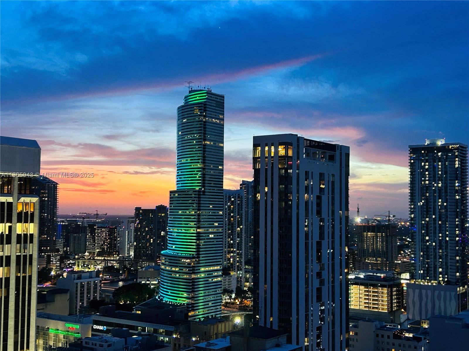 50 Biscayne BlvdMiami - Condo 5+ Stories,Condo condo unit 3405 - picture