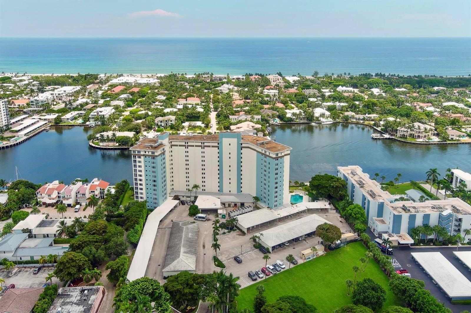 555 SE 6thDelray Beach - Condo condo unit 11d - picture