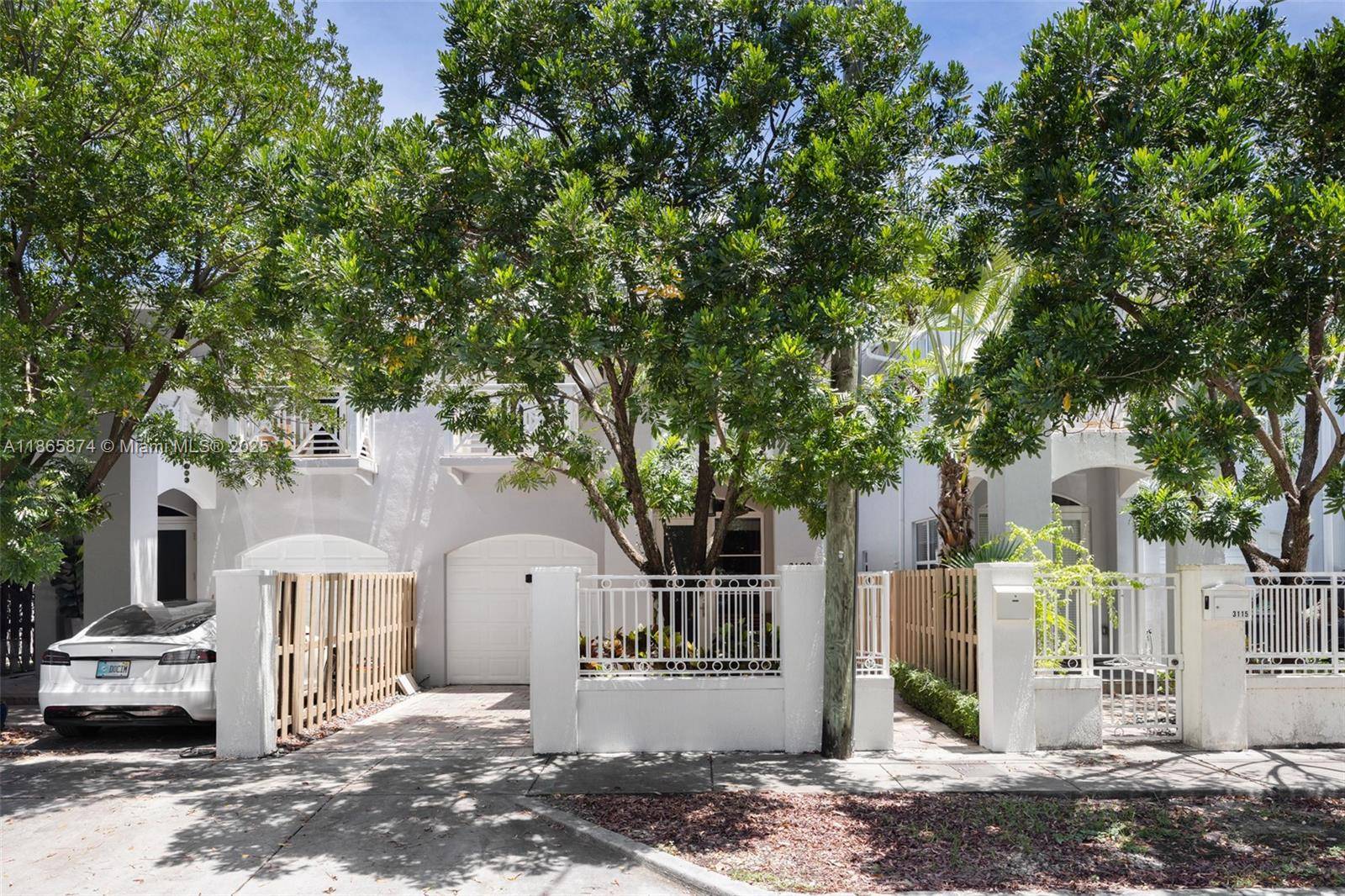 3109 Hibiscus StCoconut Grove - Townhouse condo unit 3109 - picture