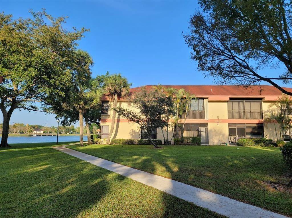 2744 S CarambolaCoconut Creek - Condo condo unit 1919 - picture