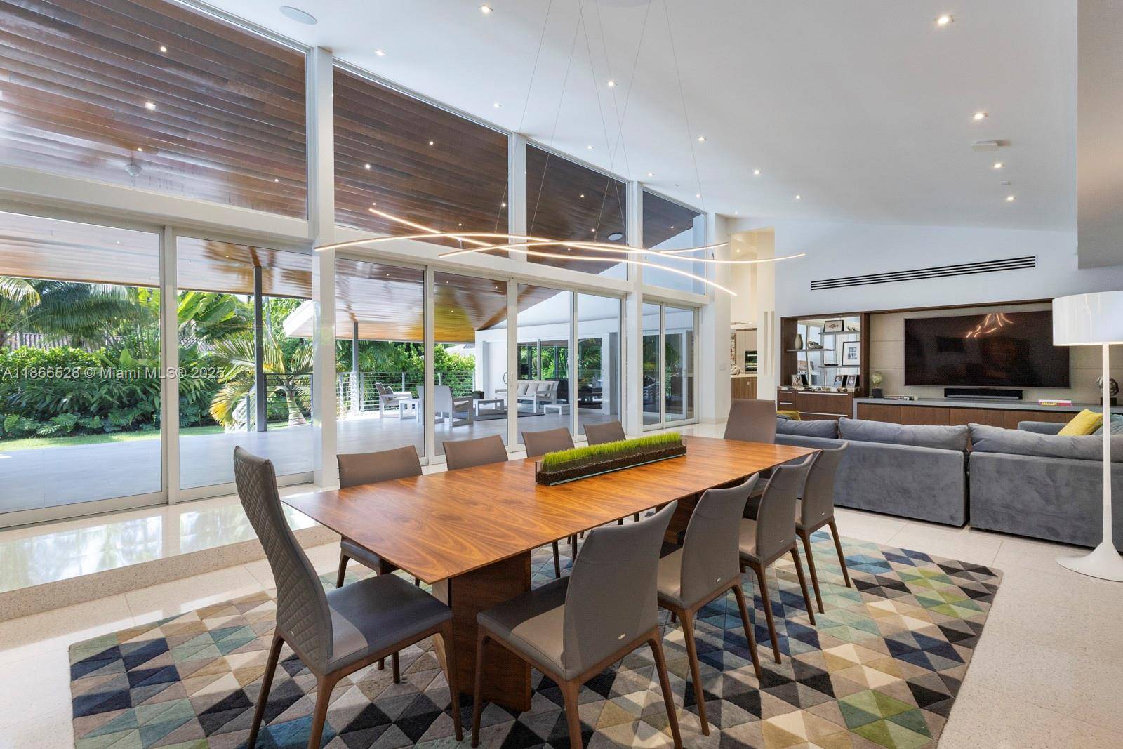 5780 Las Palmas DrCoral Gables - picture