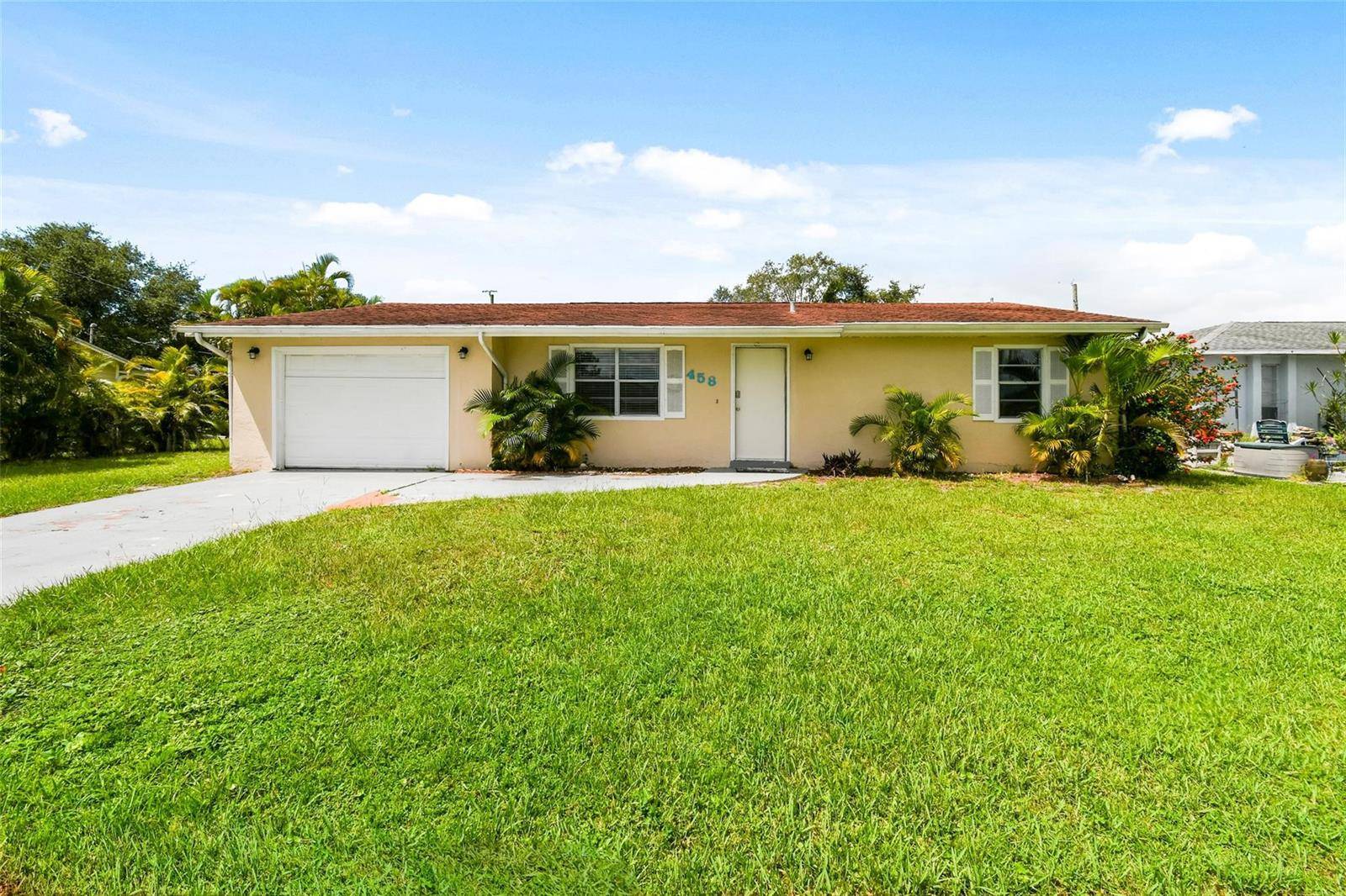 458 SE GalleonPort St. Lucie - picture