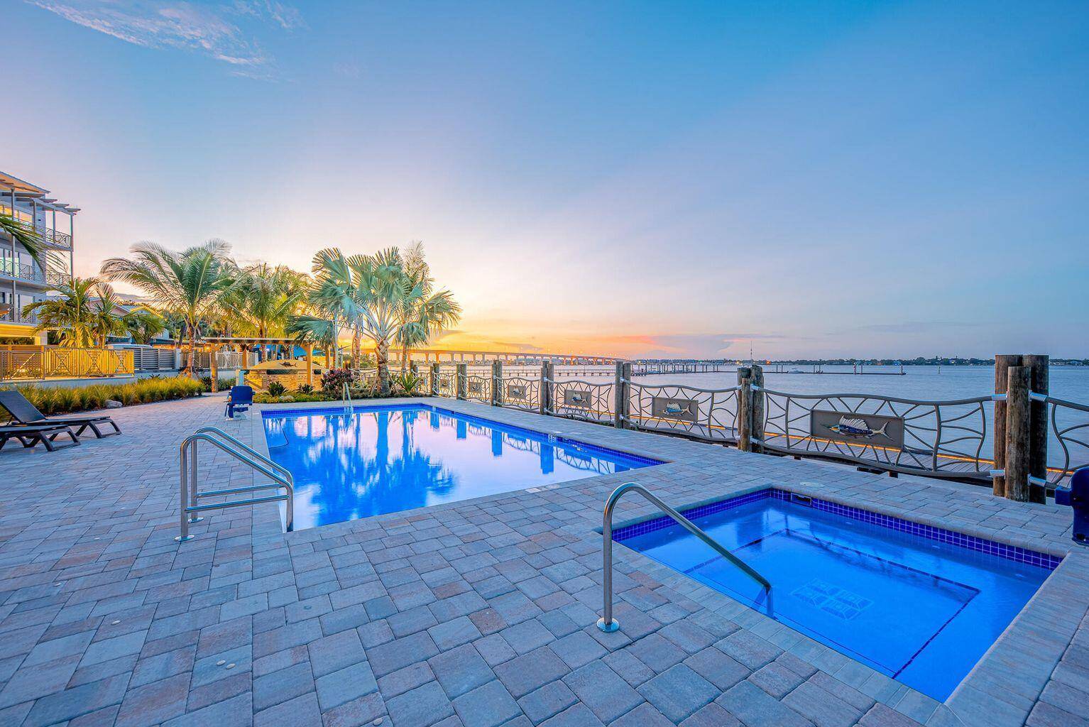 41 SW SeminoleStuart - SAILFISH COVE CONDOMINIUM condo unit 410 - picture