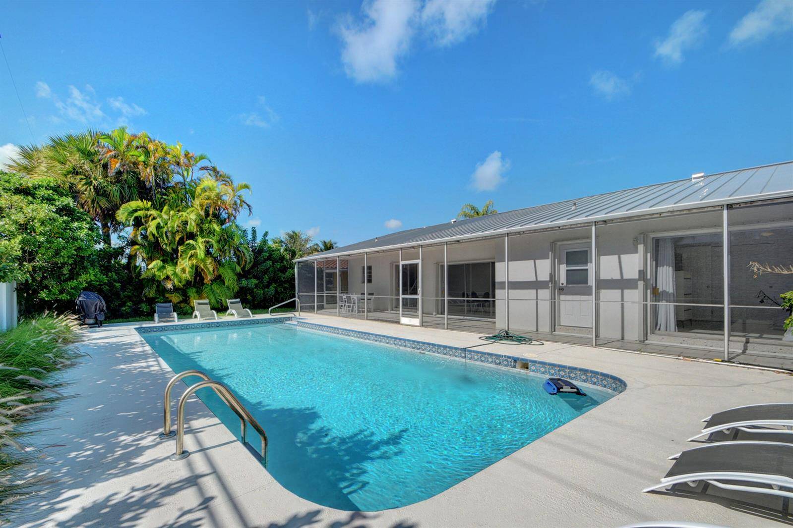 1171 BiminiSinger Island - picture